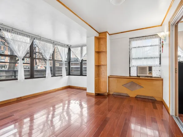 383 Grand Street image 1 of 7