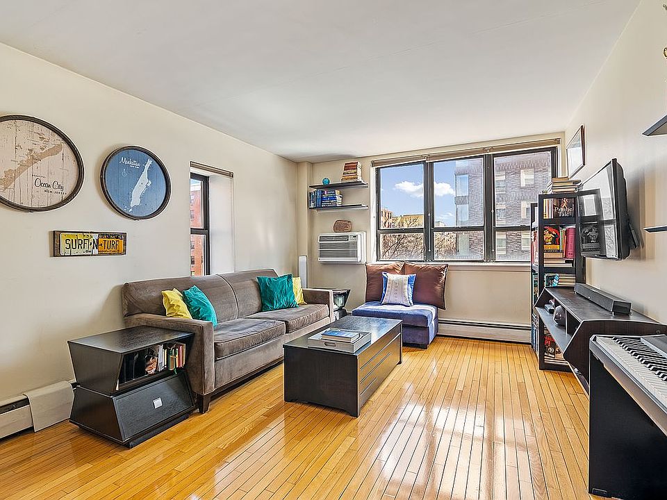 1st image of 301 W 110th St APT 2U