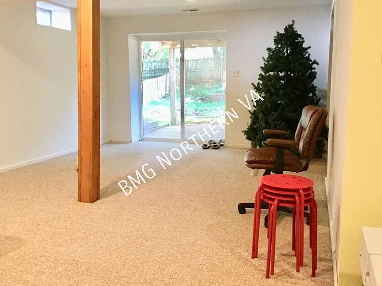 8957 Rolling Rd — Photo 26
