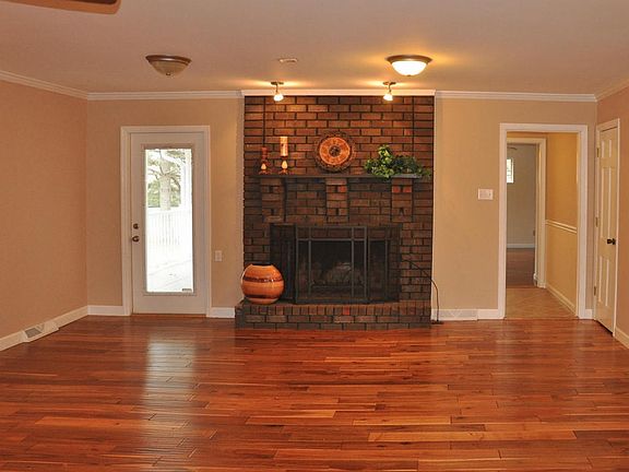 11624_Georgetowne_102