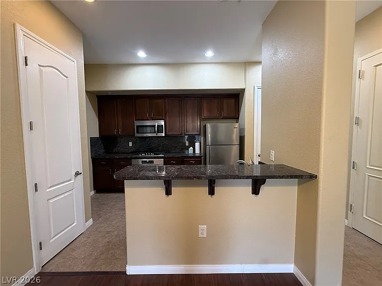 68 E Serene Ave #325 — Photo 10