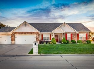 4802 Rockledge Trl, Smithton, IL 62285