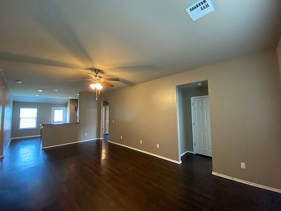 5th image of 11729 NW 135th Ter
