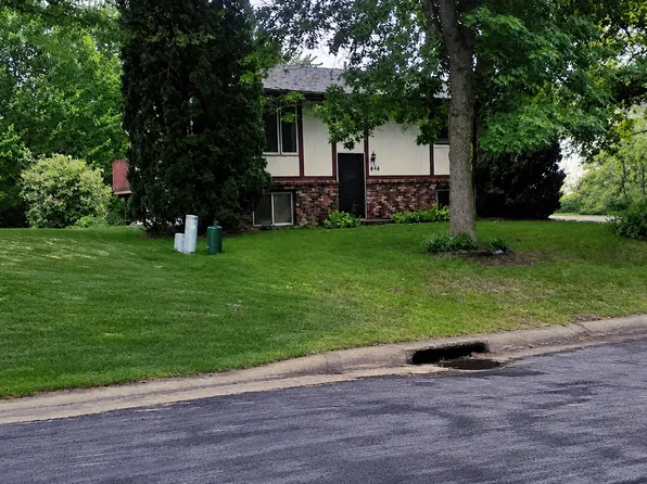 876 Pearl View Dr, Sauk Rapids, MN 56379