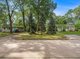 1435 James Ave, Muskegon, MI 49442