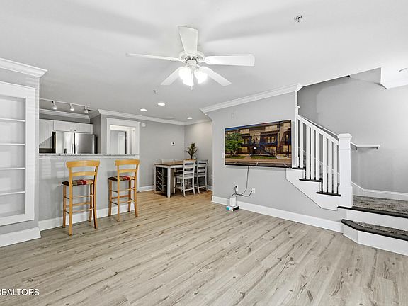 5th image of 3825 Cherokee Woods Way #1-unit 203