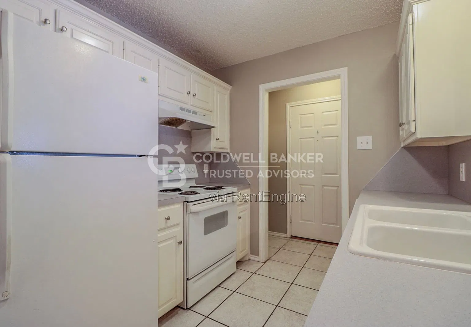 2 bed, 2.0 bath, 981 sqft, $1,075 — Photo 4