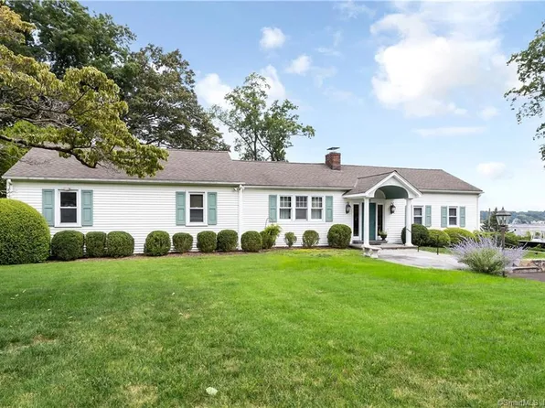 40 Ocean Drive East, Stamford, CT 06902