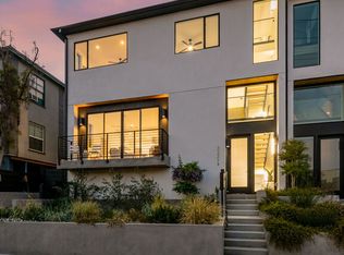 3227 1/2 Rowena Ave, Los Angeles, CA 90027