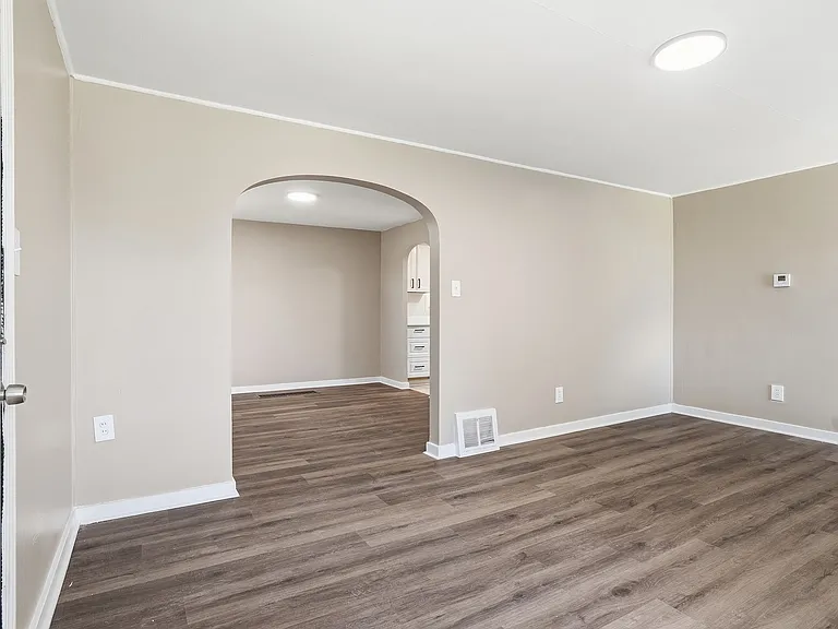 624 Elm Dr — Photo 27