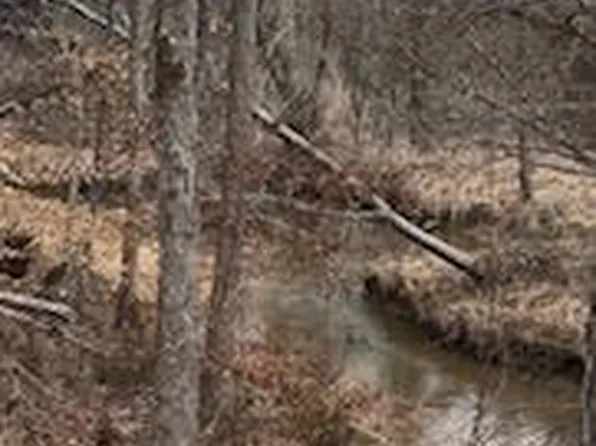 143 Terrapin Pointe Rd, Hodges, SC 29653