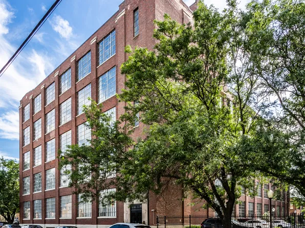 611 N Park Ave APT 306, Indianapolis, IN 46204