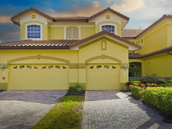 8407 Miramar Way, Lakewood Ranch, FL 34202