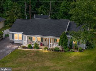 15746 Pointer Ridge Dr, Bowie, MD 20716