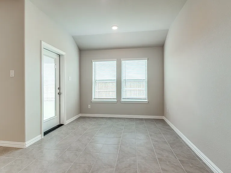 3904 Jasper Ln — Photo 13