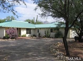 3801 N Bear Creek Cir, Tucson, AZ 85749