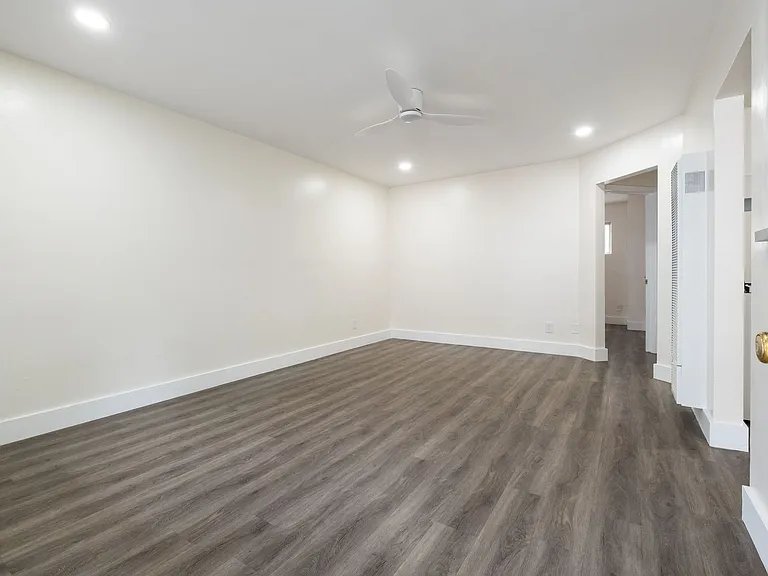 7025 Boulevard Dr — Photo 8