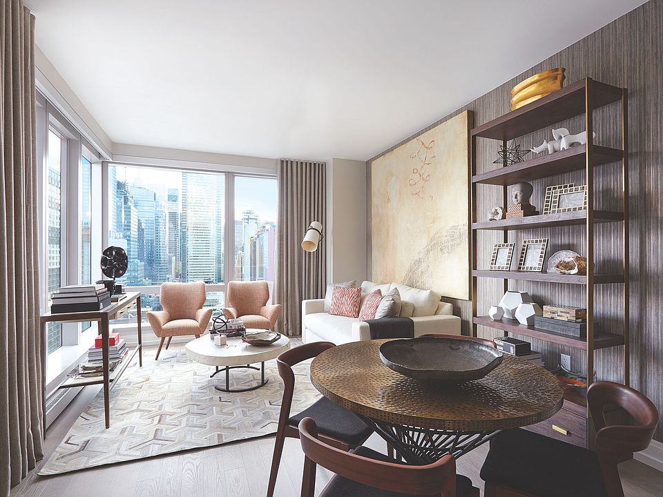 1st image of 555 10th Ave #16I