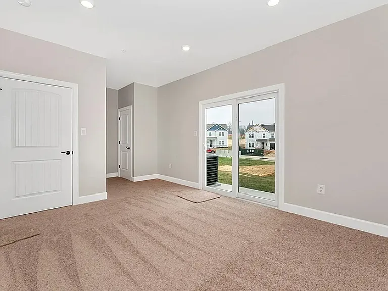 518 Bartholomew Dr — Photo 13