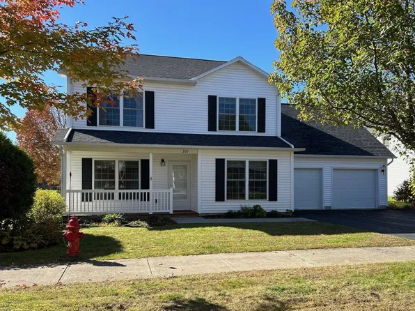 305 Farmall Drive, Hinesburg, VT 05461