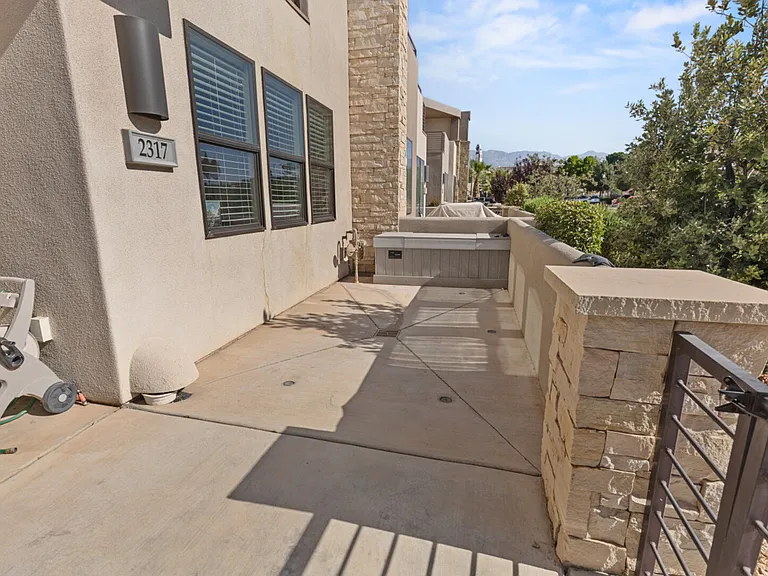 N Canyon Greens Dr — Photo 31