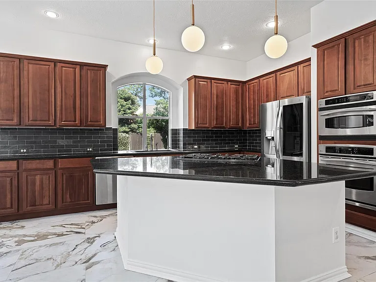 18 Degas Park Dr — Photo 17