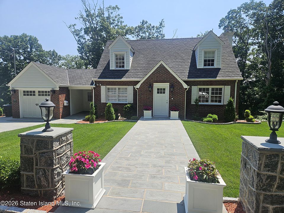 1st image of 210 Longview Rd