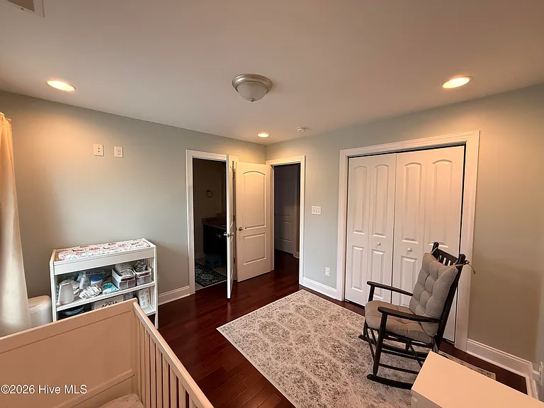 704 Stagecoach Dr — Photo 12