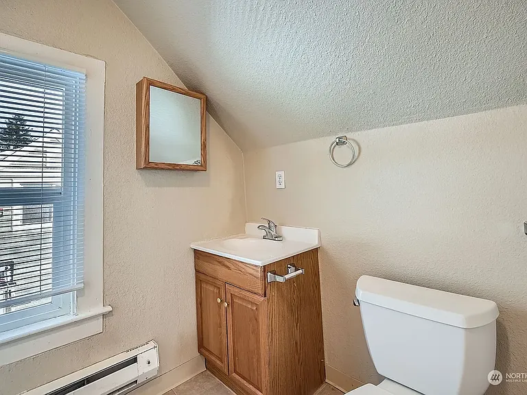 6838 S Park Ave — Photo 5