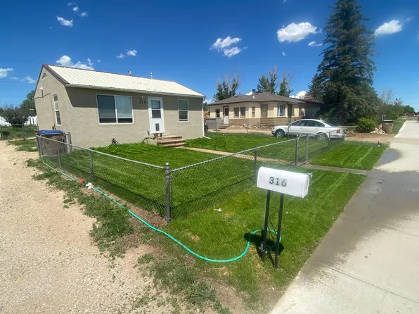 316 Fillmore St, Laramie, WY 82070