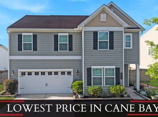 490 Whispering Breeze Ln, Summerville, SC 29486