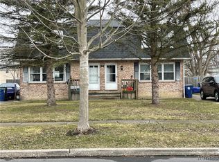 50 Cascade Dr, Buffalo, NY