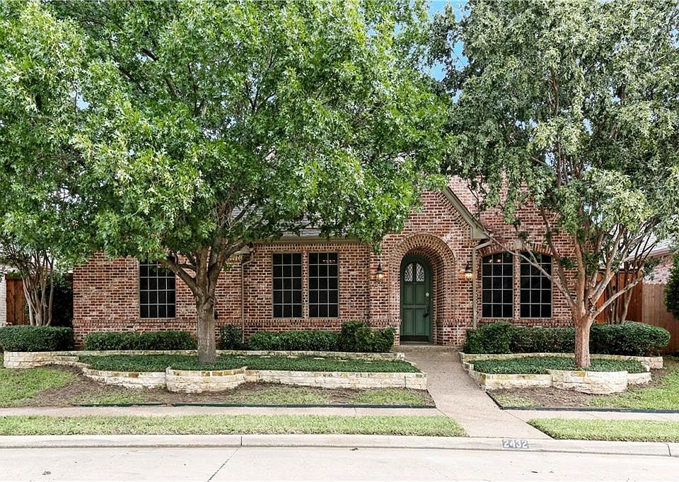 1st image of 2432 Bedford Cir