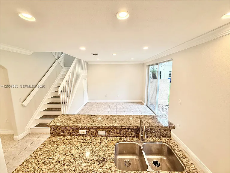 2674 SW 84th Ter #102 — Photo 5