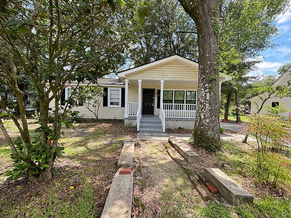 1st image of 107 Sasportas Ln