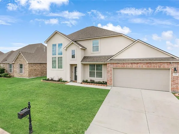 724 Lakeshore Village Dr, Slidell, LA 70461