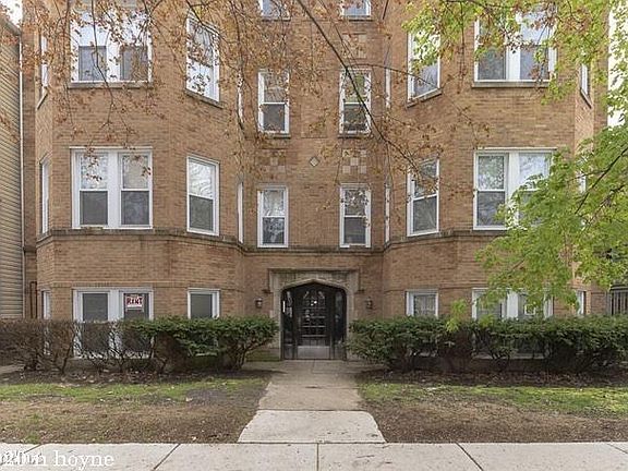 3rd image of 4920 N Hoyne Ave #1827