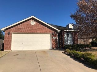 9001 Creede Trl, Fort Worth, TX 76118