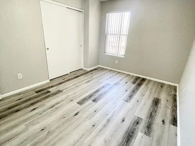 16200 W Moreland St — Photo 17
