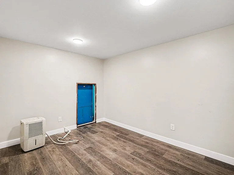 334 Hyde Park Dr — Photo 30