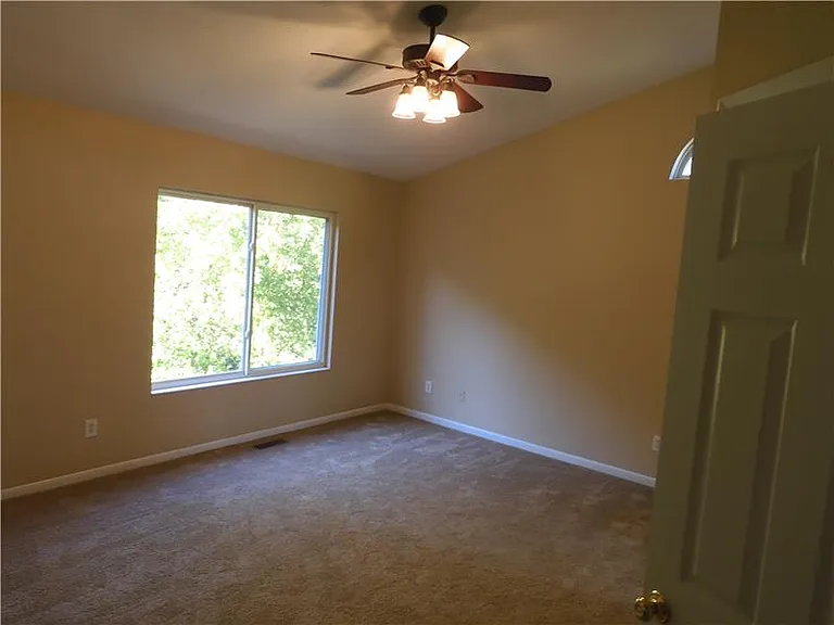 1681 Colonade Dr — Photo 17