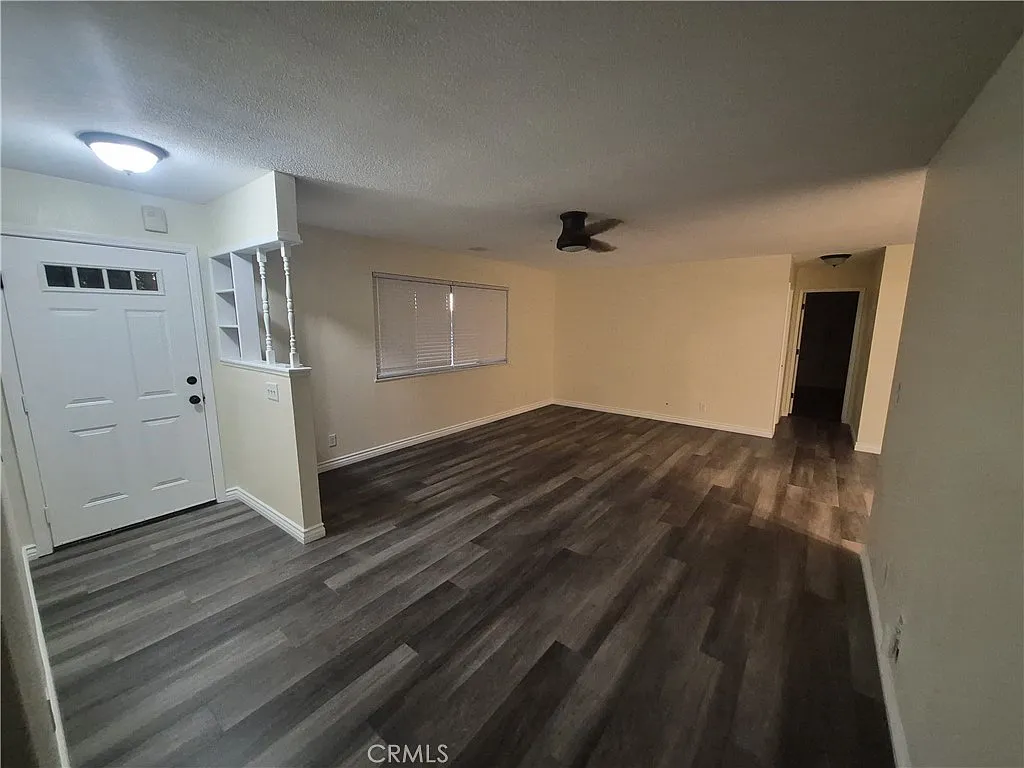 3 bed, 1224 sqft, $2,450 — Photo 2