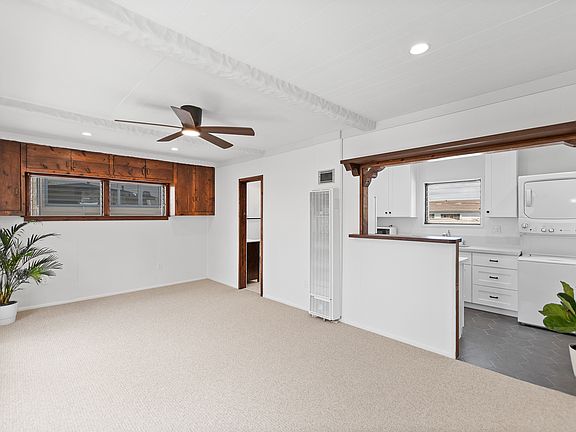 3rd image of 2610 Highland Ave APT C