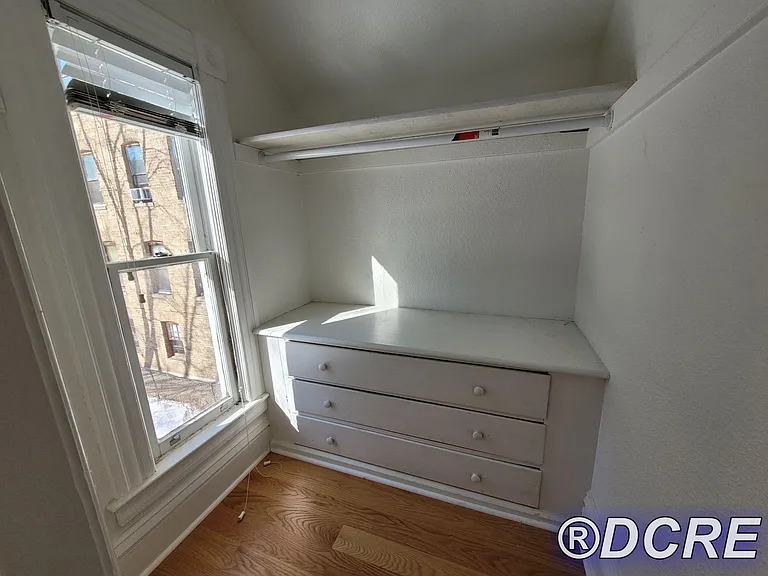 822 Michigan Ave — Photo 16