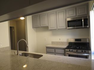 16182 Parkside Ln APT 103, Huntington Beach, CA 92647