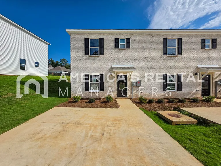 101 Park Dr S — Photo 6