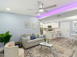 1110 Ake Ln, Jacksonville, FL 32218