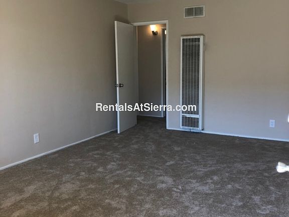 3rd image of 6263 Vineland Ave APT 5