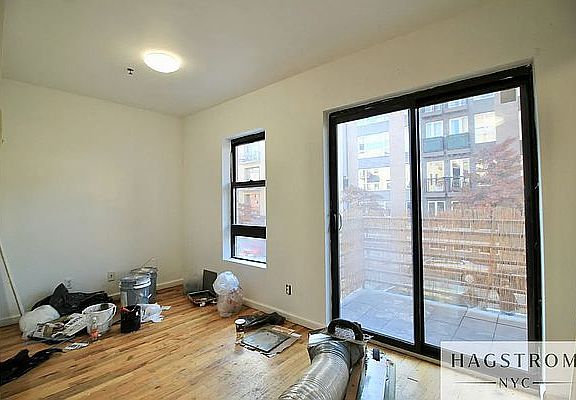 5th image of 120 Leonard St APT 2