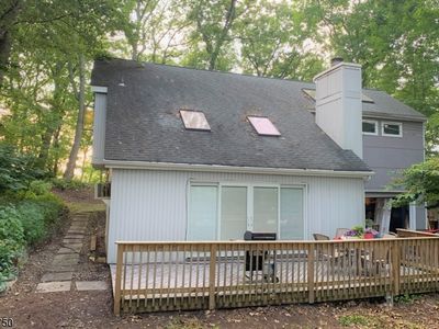 8 Woodlawn Dr, Andover, NJ, 07821